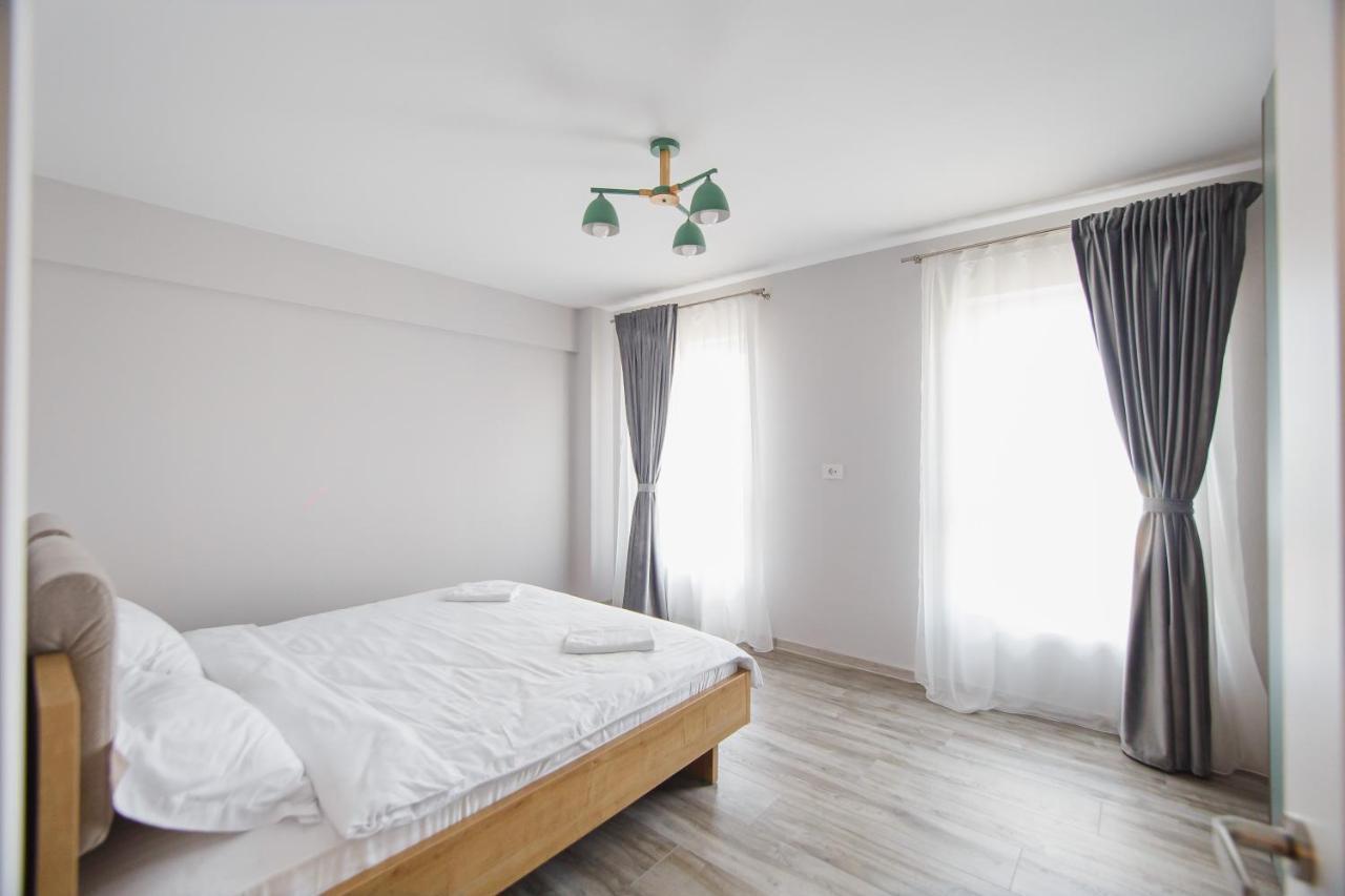 Charming Family Haven Oradea Exterior foto